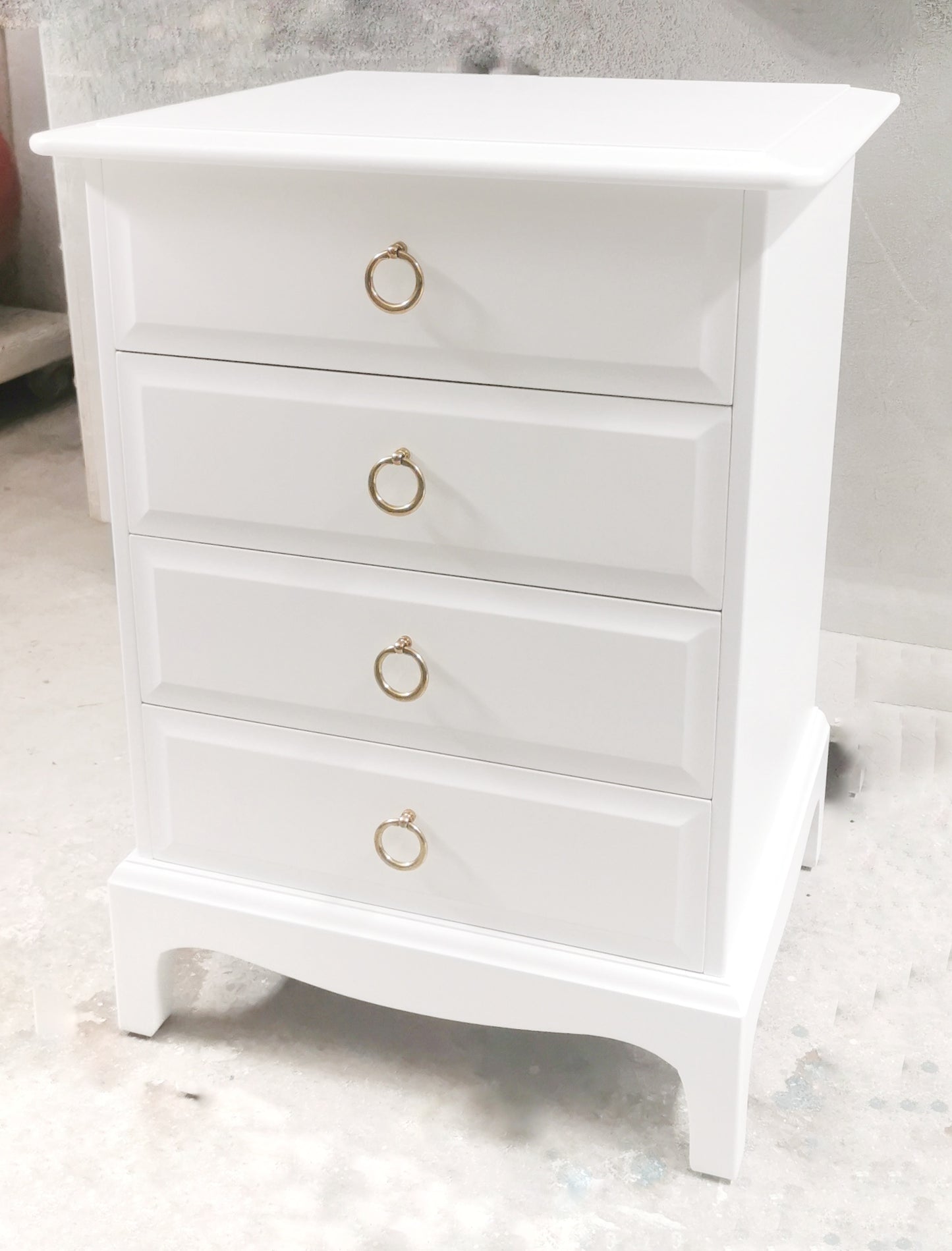 Stag Minstrel 4 Drawer Bedside Table