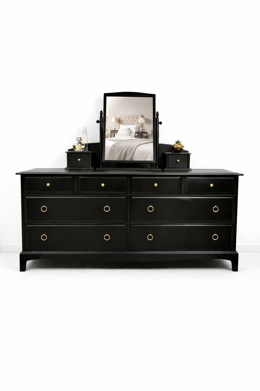 Stag Minstrel Captains Chest , 8 Drawer Captains Chest in Black