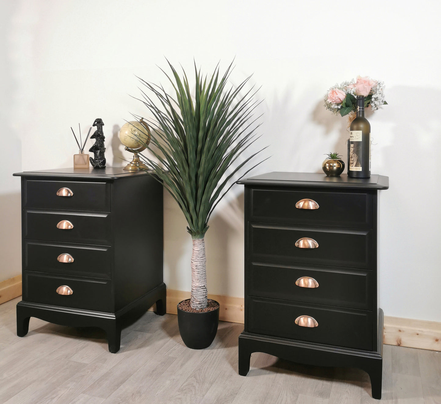 Stag Minstrel 4 Drawer Pair of Bedsides Black