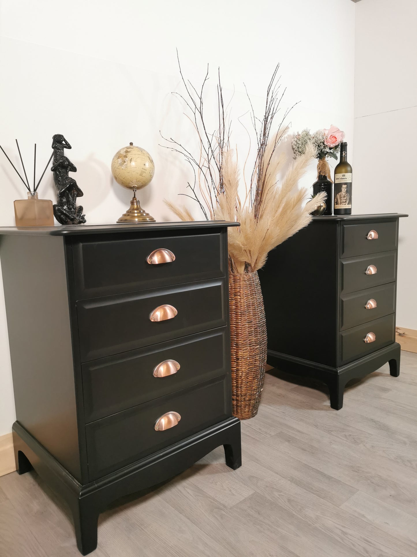 Stag Minstrel 4 Drawer Pair of Bedsides Black