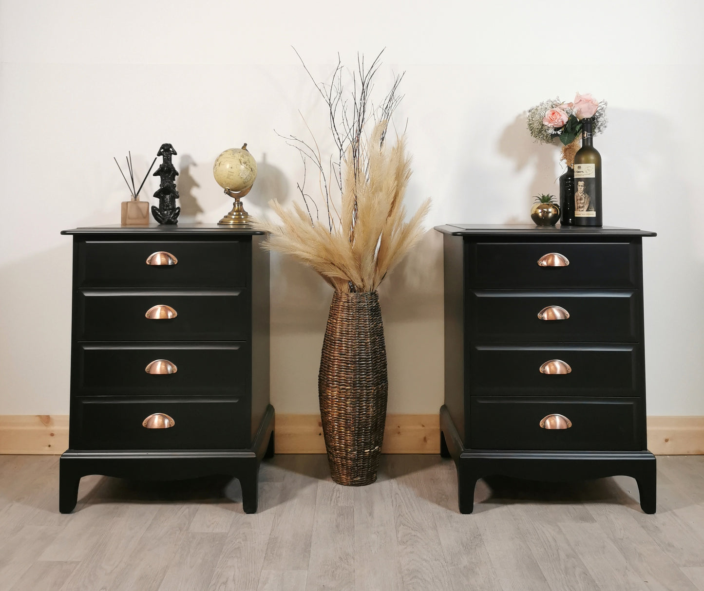 Stag Minstrel 4 Drawer Pair of Bedsides Black