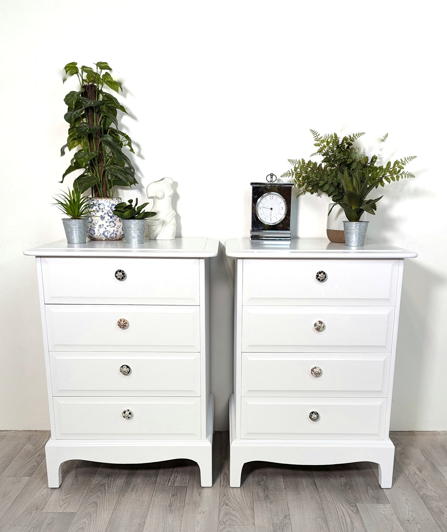 Stag Minstrel 4 Drawer Pair of Bedsides
