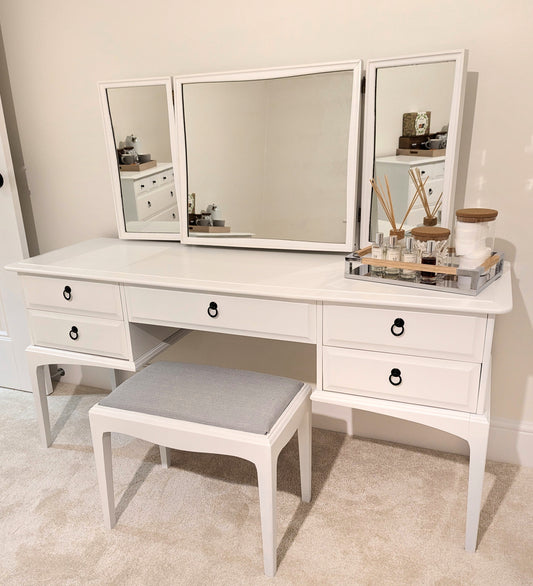 White stag minstrel dressing table with 3 way mirror and stool
