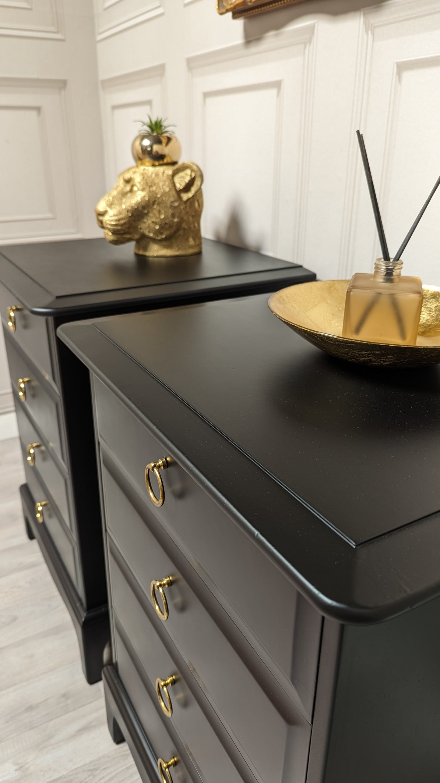 Stag Minstrel 4 Drawer Pair of Bedsides Black