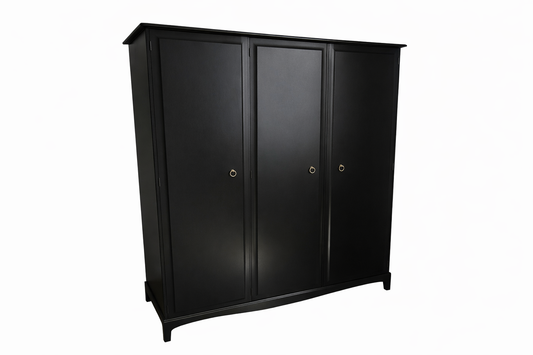 Black Stag Minstrel Triple Wardrobe