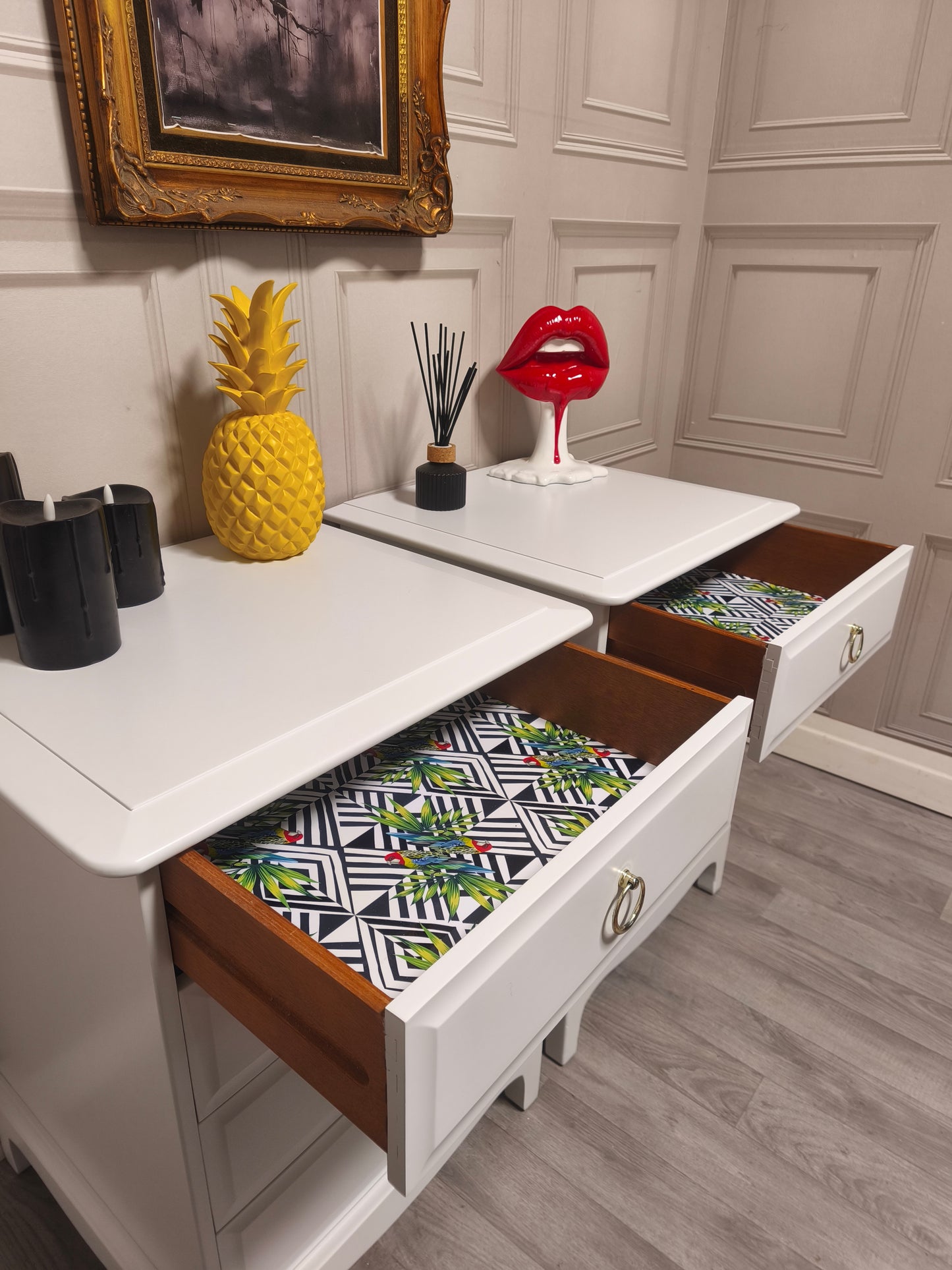 Stag Minstrel 4 Drawer Pair of Bedsides off white